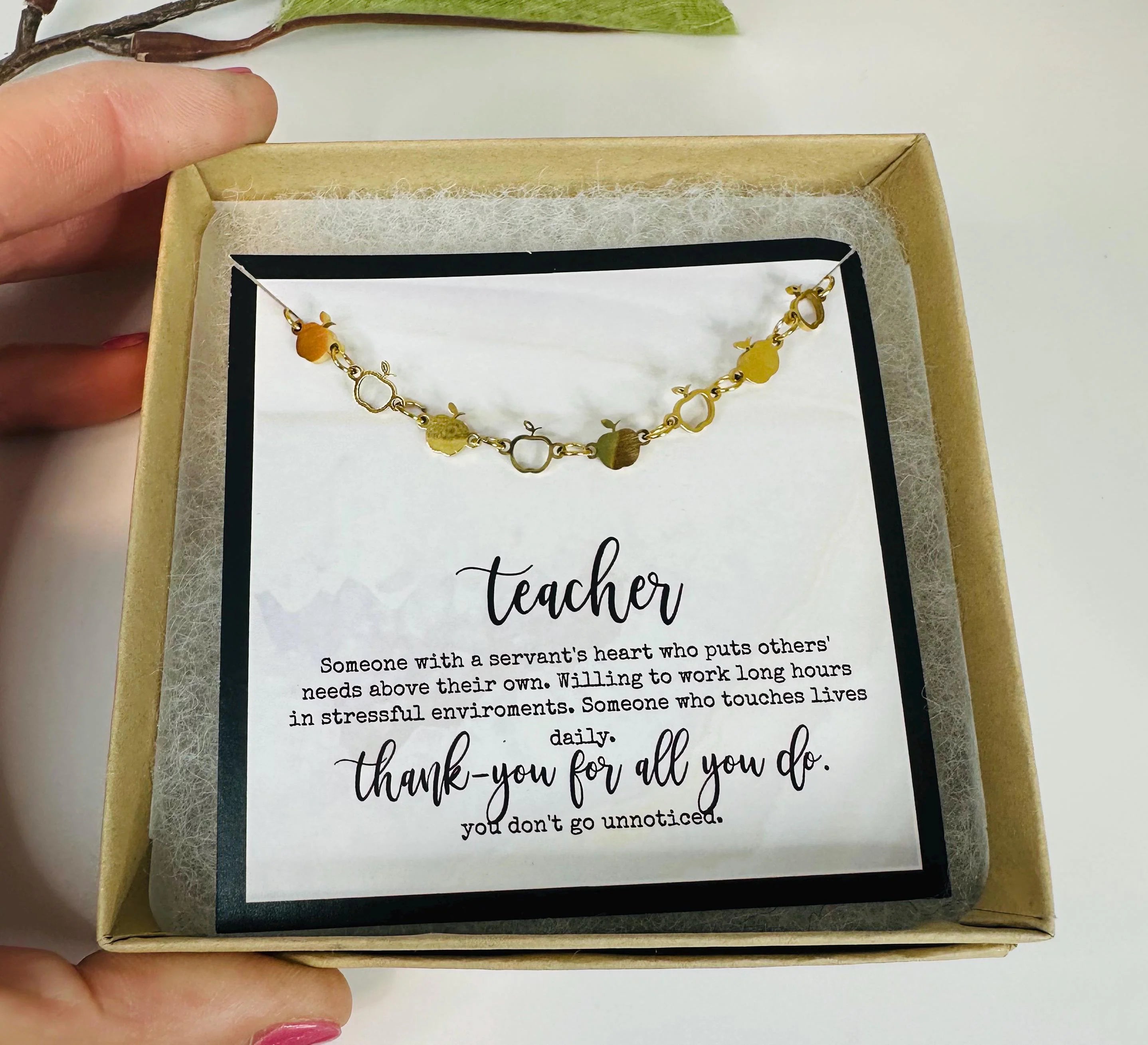 Apple Bracelet – A Unique and Thoughtful Gift for Teachers- Bulk Teacher Gifts for Her