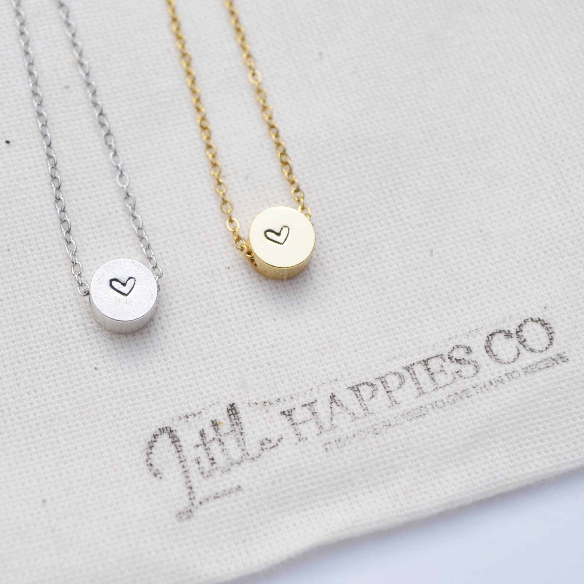 Dainty Best friend necklace, heart necklace, gift  best friend, best friend gift, 2 necklaces, pair of necklaces for friends, necklace set
