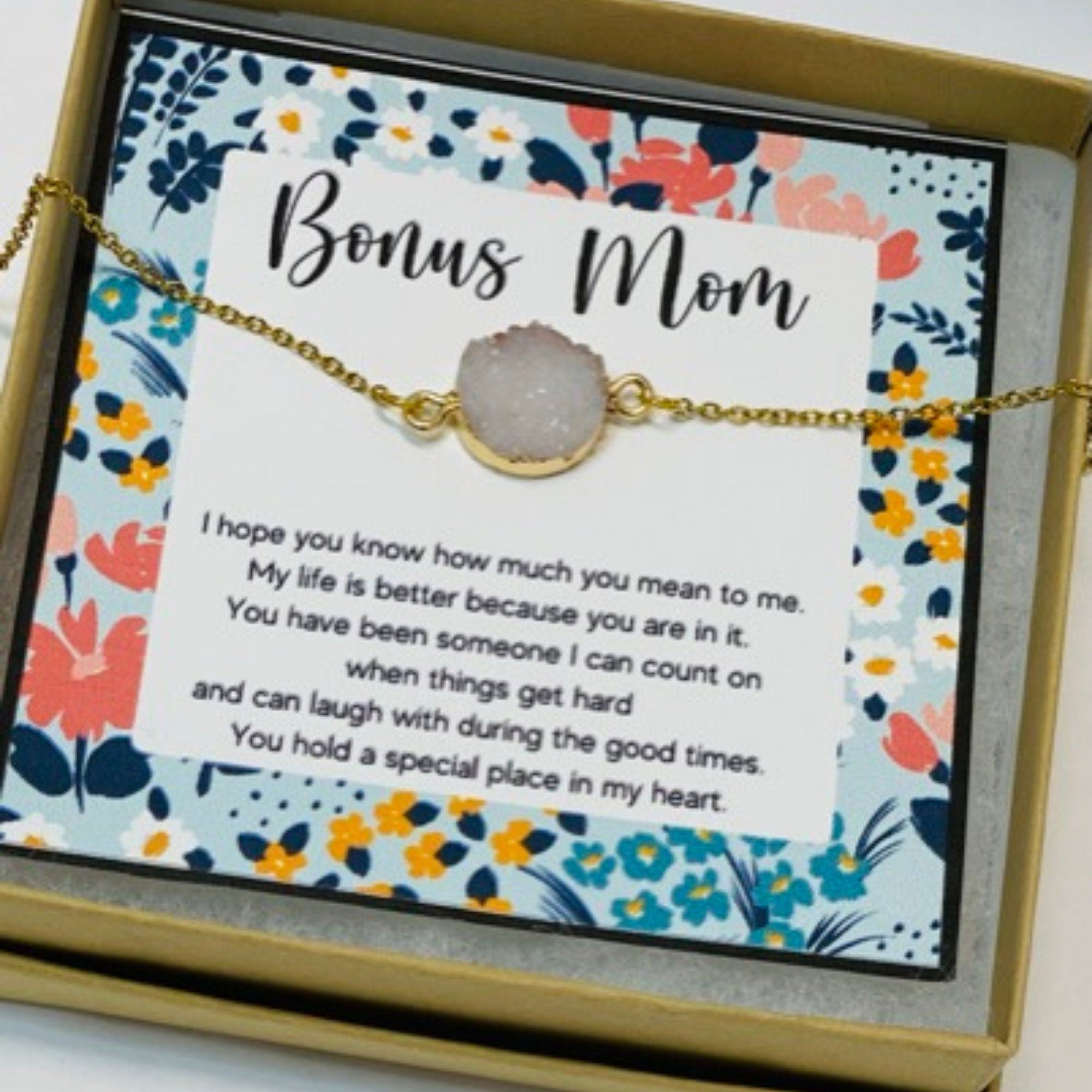 Gifts for second mom, Bonus mom gifts, Unbiological mom gifts, Gift ideas for someone like a mom, Step mom gift, Bonus mom necklace