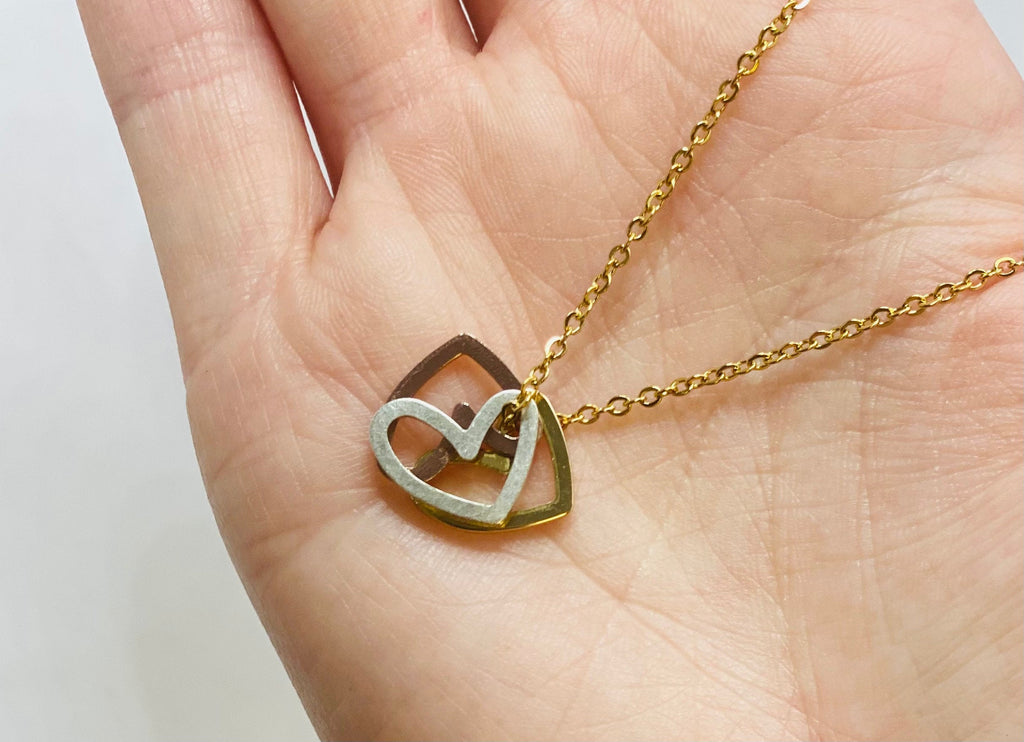Friendship necklace, trio, bestfriend gift, dainty triple heart, friend group of 3, three best friends, best friend birthday