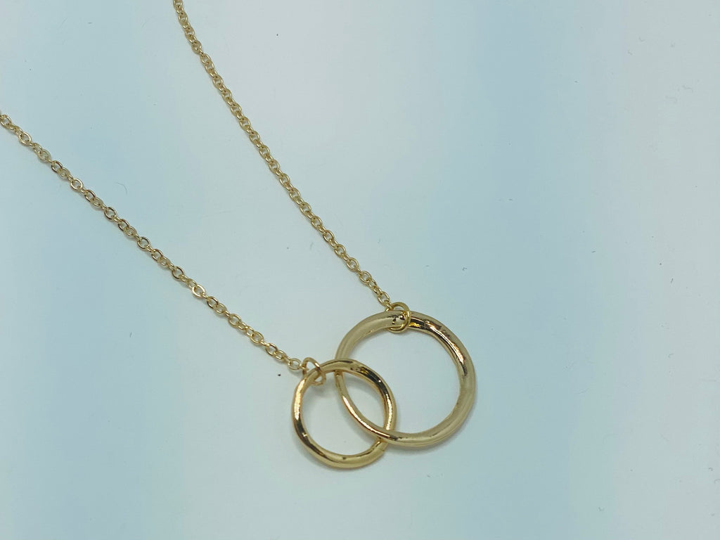 Friendship necklace, best friend gift, dainty interlocking circle necklace, gift for best friend, friend birthday gift, inexpensive gift